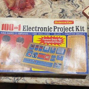 Science fair 100 in 1 Electronic Project Kit Japan 1972
